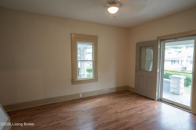 504 Montana Ave, Louisville, KY 40208