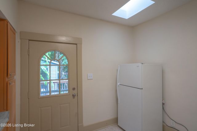 504 Montana Ave, Louisville, KY 40208