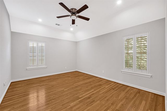 1512 W Clay Street, Houston, TX 77019