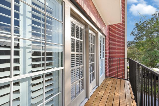 1512 W Clay Street, Houston, TX 77019