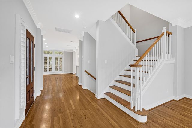 1512 W Clay Street, Houston, TX 77019