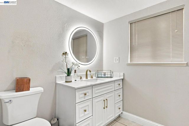 3814 Painted Pony Rd, El Sobrante, CA 94803
