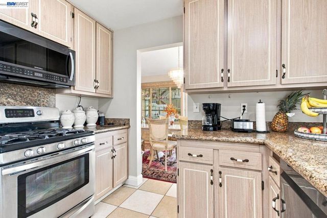 3814 Painted Pony Rd, El Sobrante, CA 94803