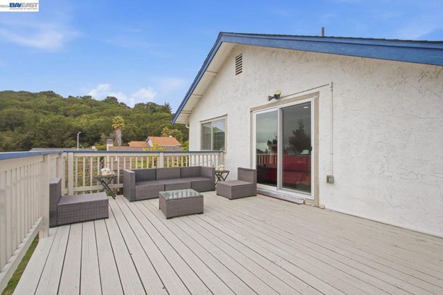 3814 Painted Pony Rd, El Sobrante, CA 94803