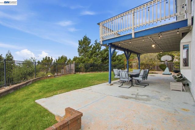 3814 Painted Pony Rd, El Sobrante, CA 94803