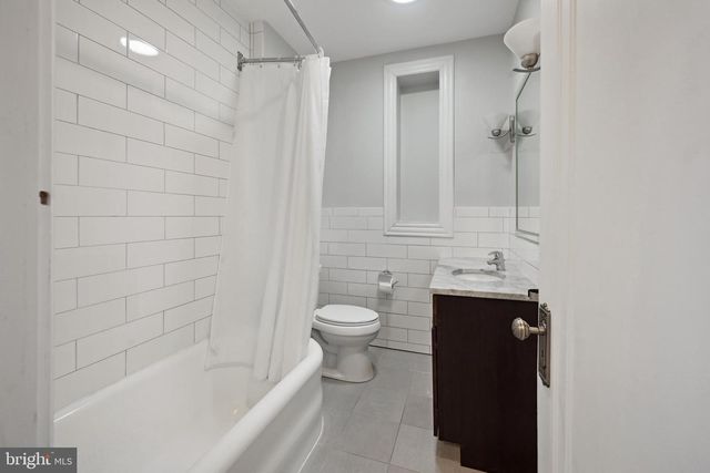 1452 SPRING RD NW, Washington, DC 20010