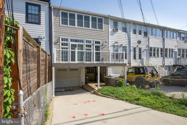 1452 SPRING RD NW, Washington, DC 20010