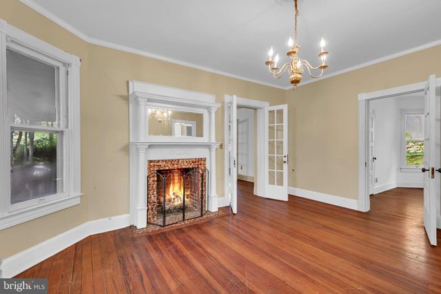 303 GOLDSBOROUGH ST, Easton, MD 21601