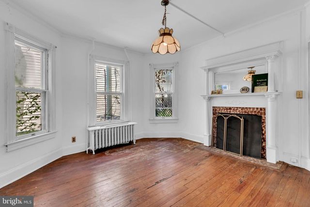 303 GOLDSBOROUGH ST, Easton, MD 21601