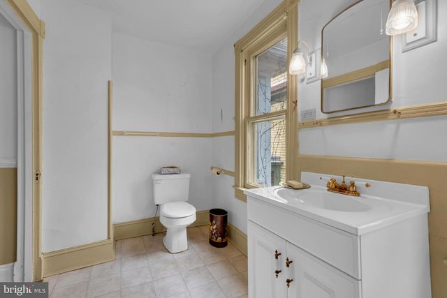 303 GOLDSBOROUGH ST, Easton, MD 21601
