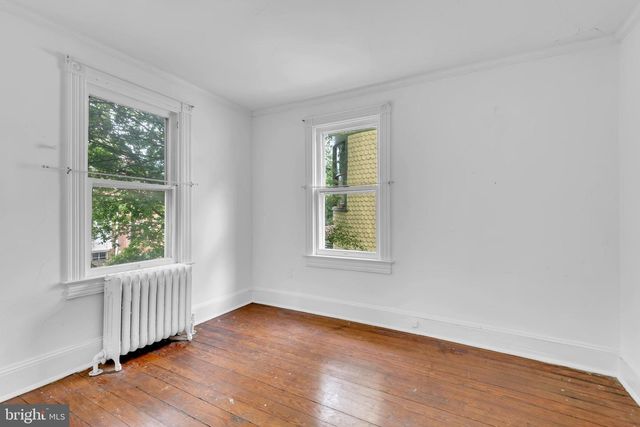 303 GOLDSBOROUGH ST, Easton, MD 21601