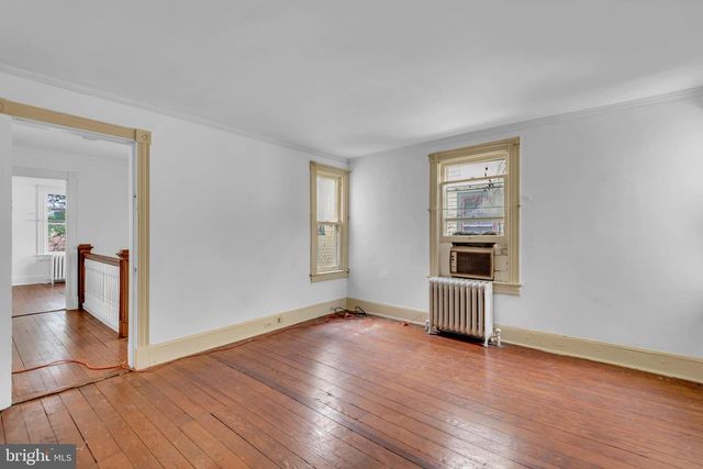 303 GOLDSBOROUGH ST, Easton, MD 21601