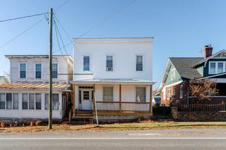 427 FOURTH ST, Shenandoah, VA 22849
