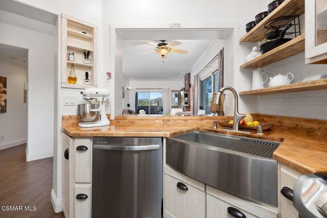 2716 Borchard Road, Newbury Park, CA 91320