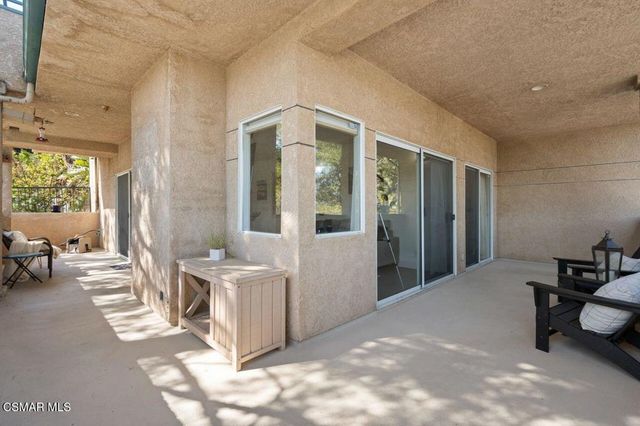 2716 Borchard Road, Newbury Park, CA 91320