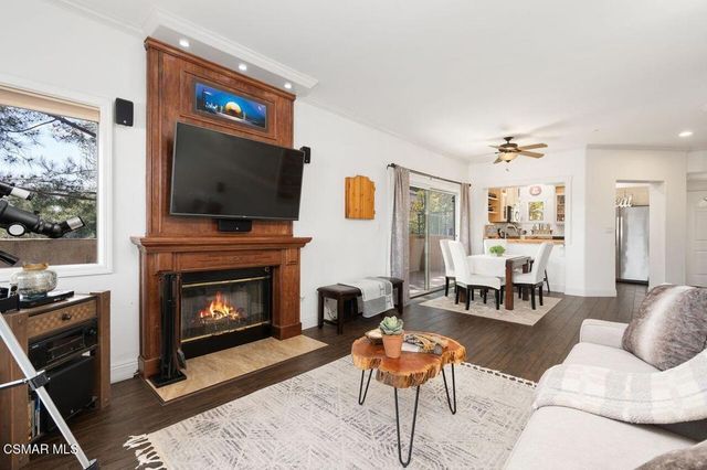 2716 Borchard Road, Newbury Park, CA 91320