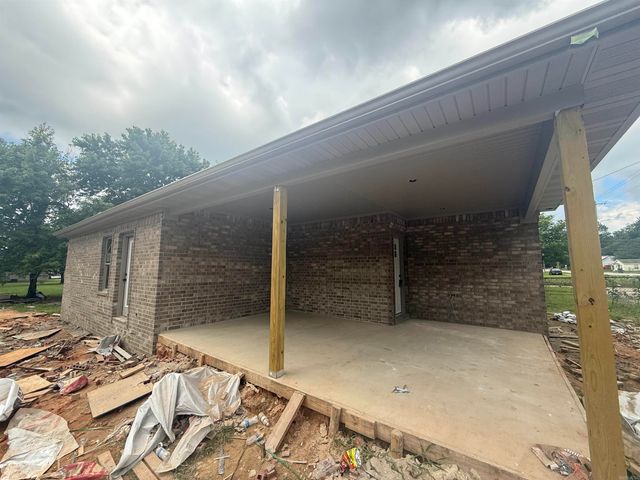 612 E Lake St, Paragould, AR 72450