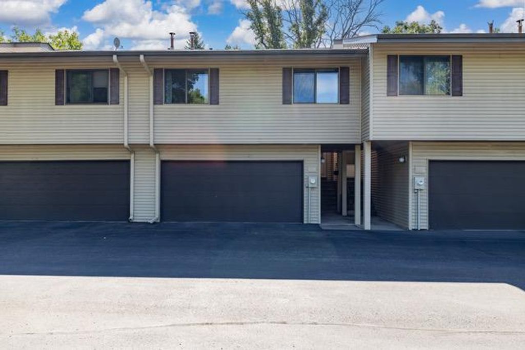 1325 4th Street W, Hastings, MN 55033 — exterior