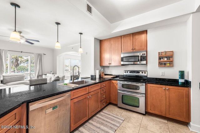 525 3RD Street N 315, Jacksonville Beach, FL 32250