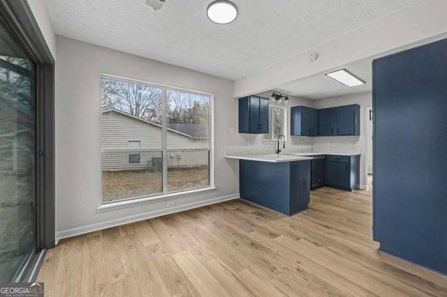 339 Park Ridge Circle, Riverdale, GA 30274