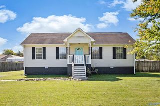 396 Maple Circle, Arab, AL 35016