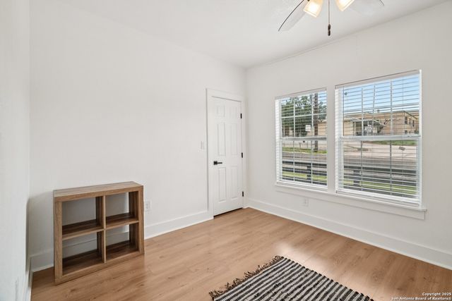 547 Rigsby, San Antonio, TX 78210