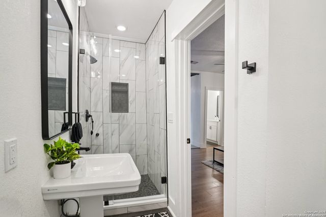 547 Rigsby, San Antonio, TX 78210