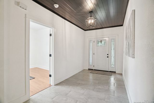 547 Rigsby, San Antonio, TX 78210