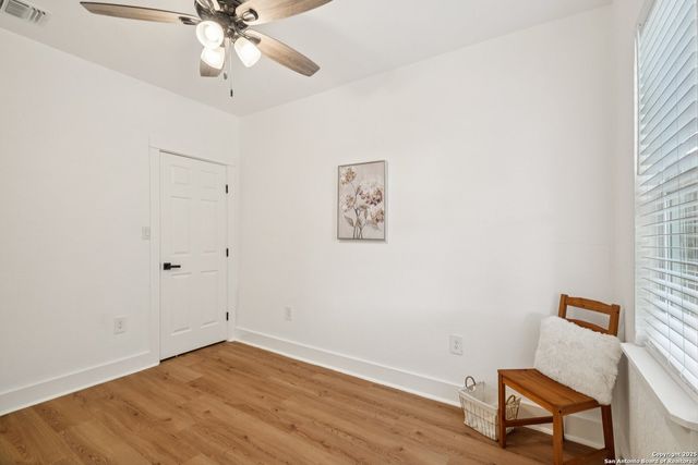 547 Rigsby, San Antonio, TX 78210