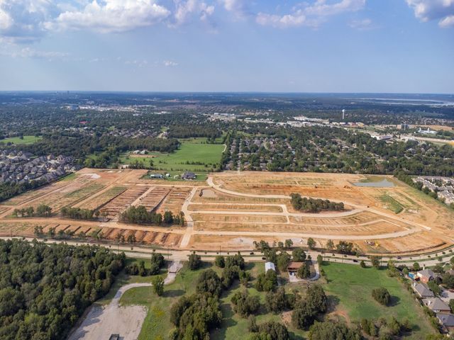 2436 Flatiron Drive, Corinth, TX 76210