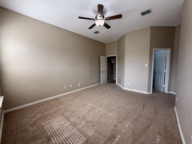 6824 Amberdale Drive, Fort Worth, TX 76137