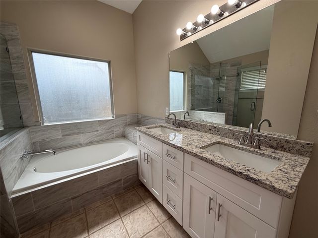 6824 Amberdale Drive, Fort Worth, TX 76137
