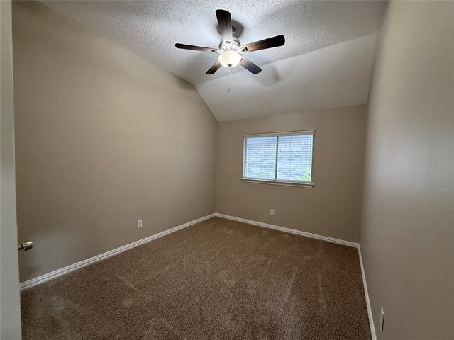 6824 Amberdale Drive, Fort Worth, TX 76137