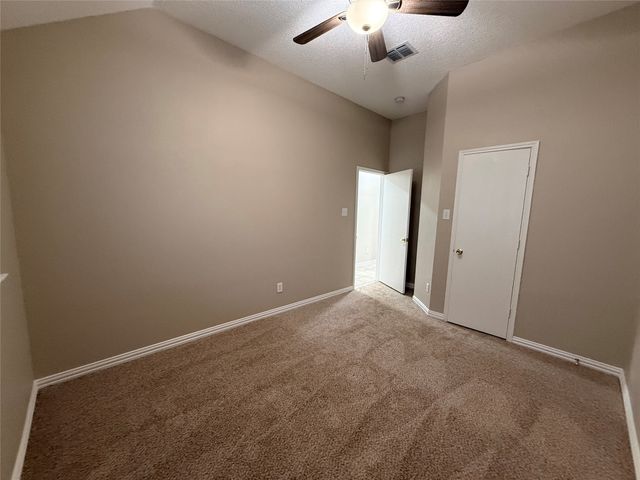 6824 Amberdale Drive, Fort Worth, TX 76137