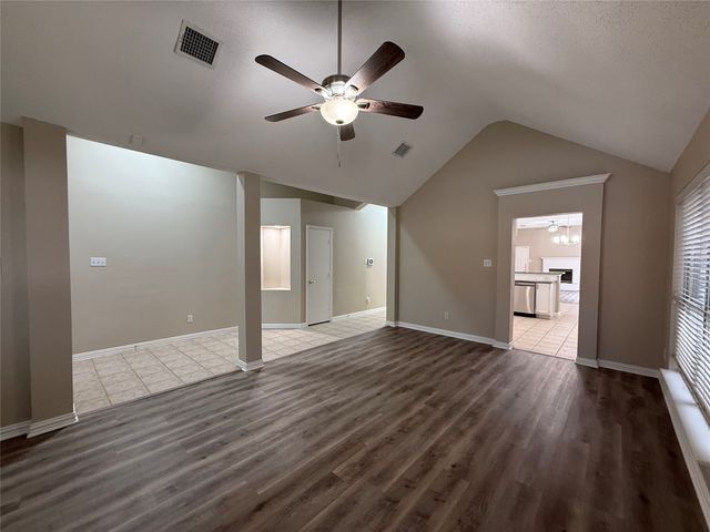 6824 Amberdale Drive, Fort Worth, TX 76137