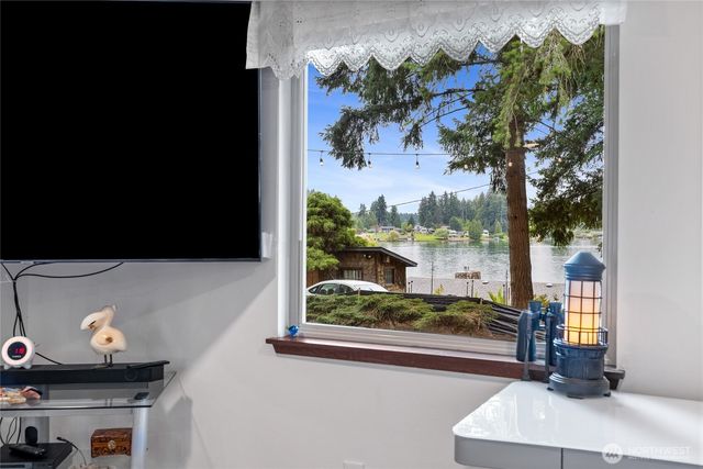 718 160th Street S, Spanaway, WA 98387