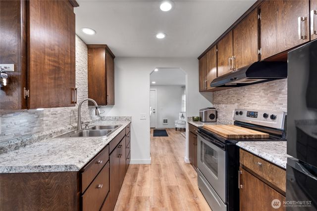 718 160th Street S, Spanaway, WA 98387