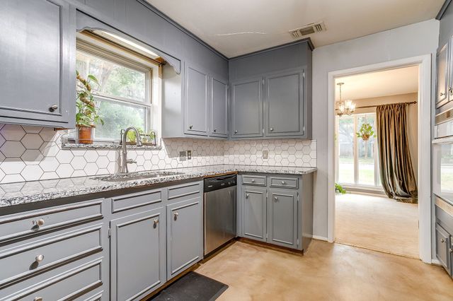 4000 Sundown Drive, Benbrook, TX 76116