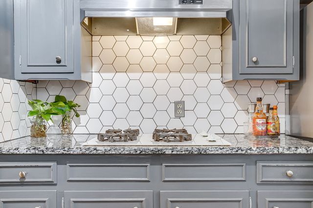 4000 Sundown Drive, Benbrook, TX 76116