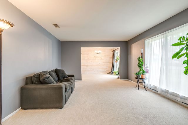 4000 Sundown Drive, Benbrook, TX 76116