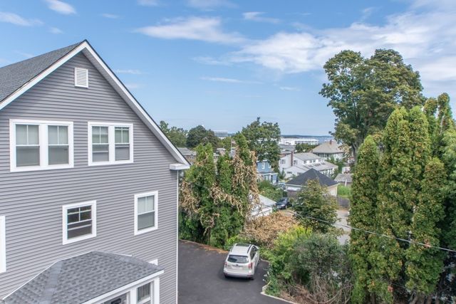 29 Leach St 3, Salem, MA 01970