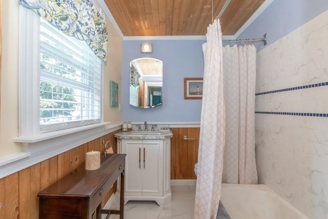 29 Leach St 3, Salem, MA 01970
