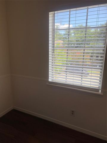 1603 W Main Street 4, Houston, TX 77006