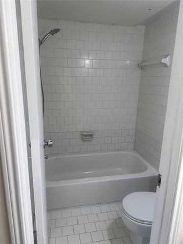 1603 W Main Street 4, Houston, TX 77006