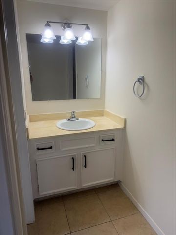 1603 W Main Street 4, Houston, TX 77006