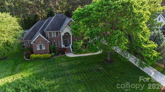 435 Crowders Bluff Court, Clover, SC 29710