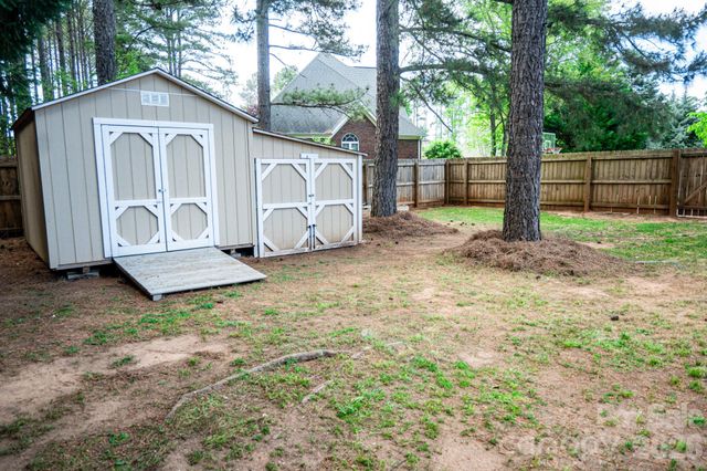 435 Crowders Bluff Court, Clover, SC 29710