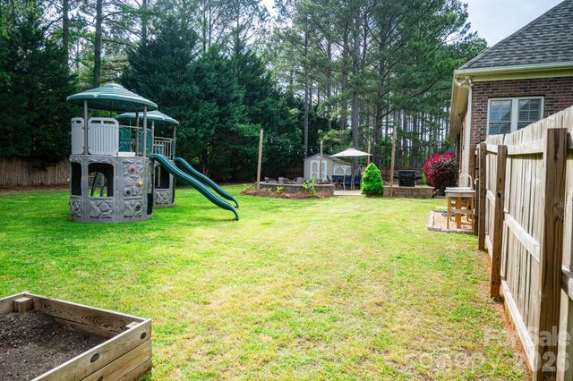 435 Crowders Bluff Court, Clover, SC 29710