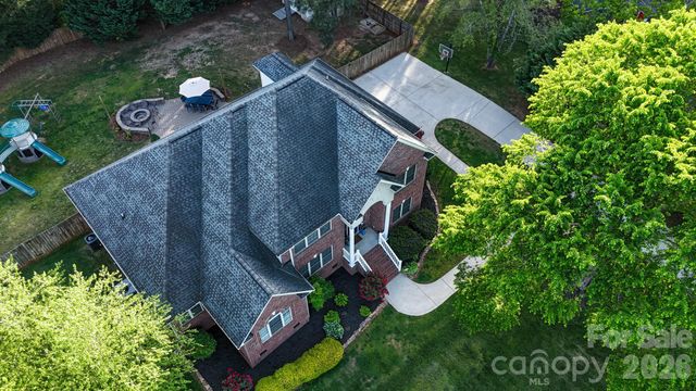 435 Crowders Bluff Court, Clover, SC 29710