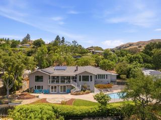 15761 E Alta Vista Way, San Jose, CA 95127